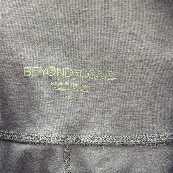 Beyond yoga lavender Leggings - Picture 3 of 3